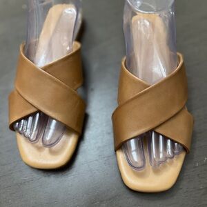 Nisolo Catalina Tan leather minimalista Cross-Strap Slide Mules size 8
